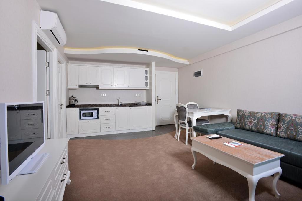 פאטהיה Daphne Apartments C Blok מראה חיצוני תמונה